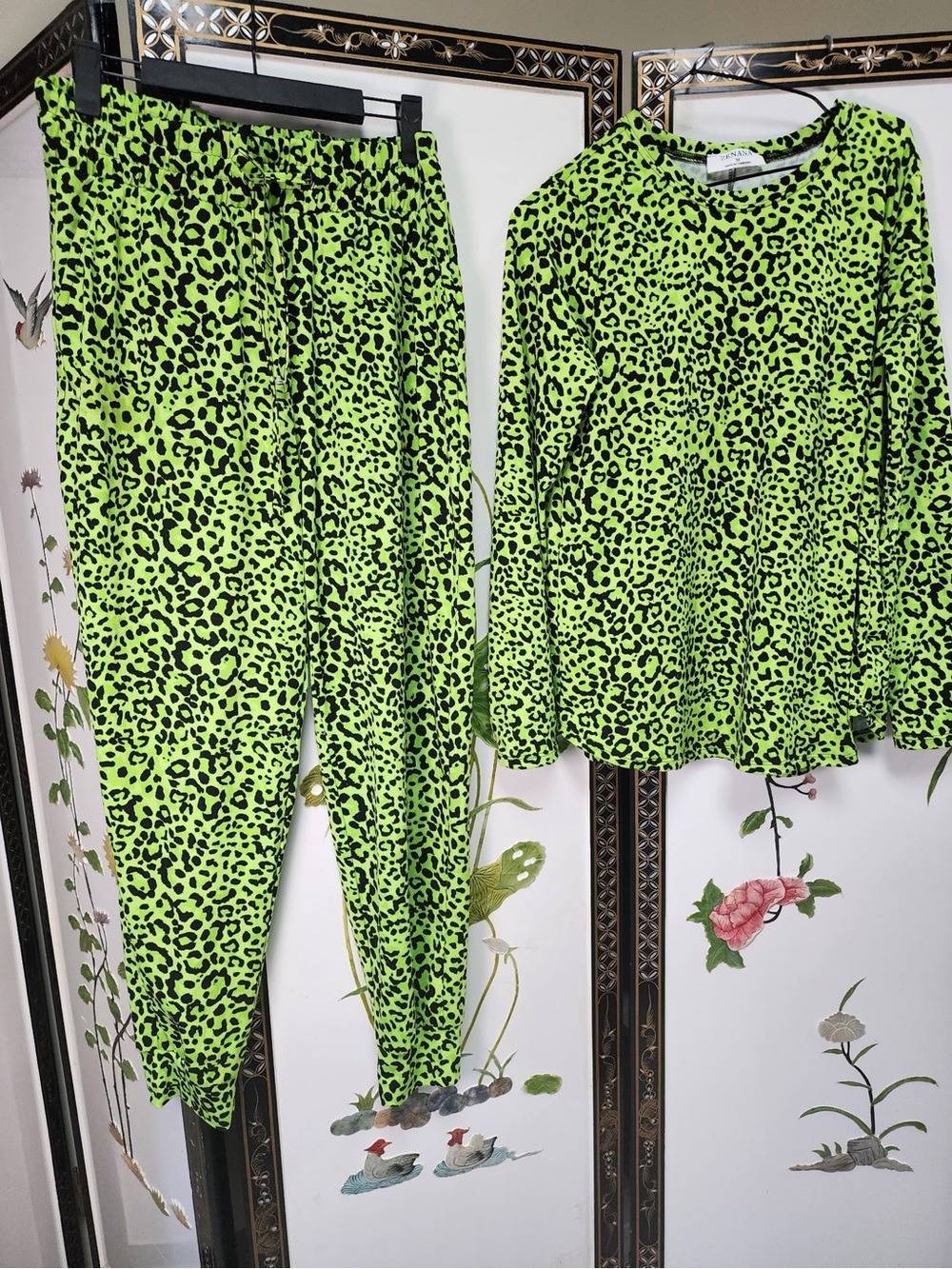 2 pieces! Zenana Neon Green & Black Leopard Jogger Set BOLD statement SOFT feel